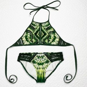 Robin Piccone Green Marley Tie Dye Swimsuit
High Neck